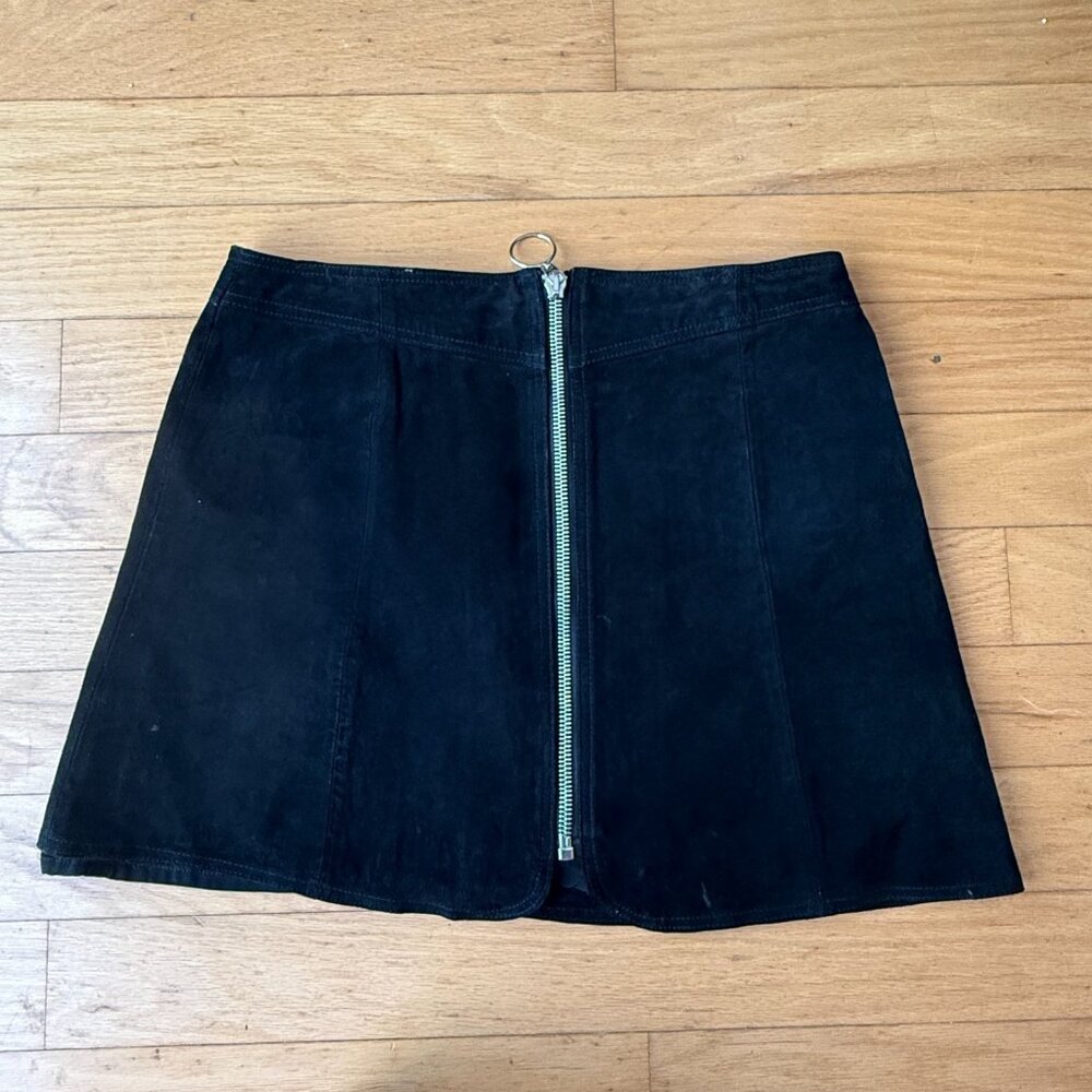 Zara Woman's Medium Mini Skirt Black Suede Leather Zip